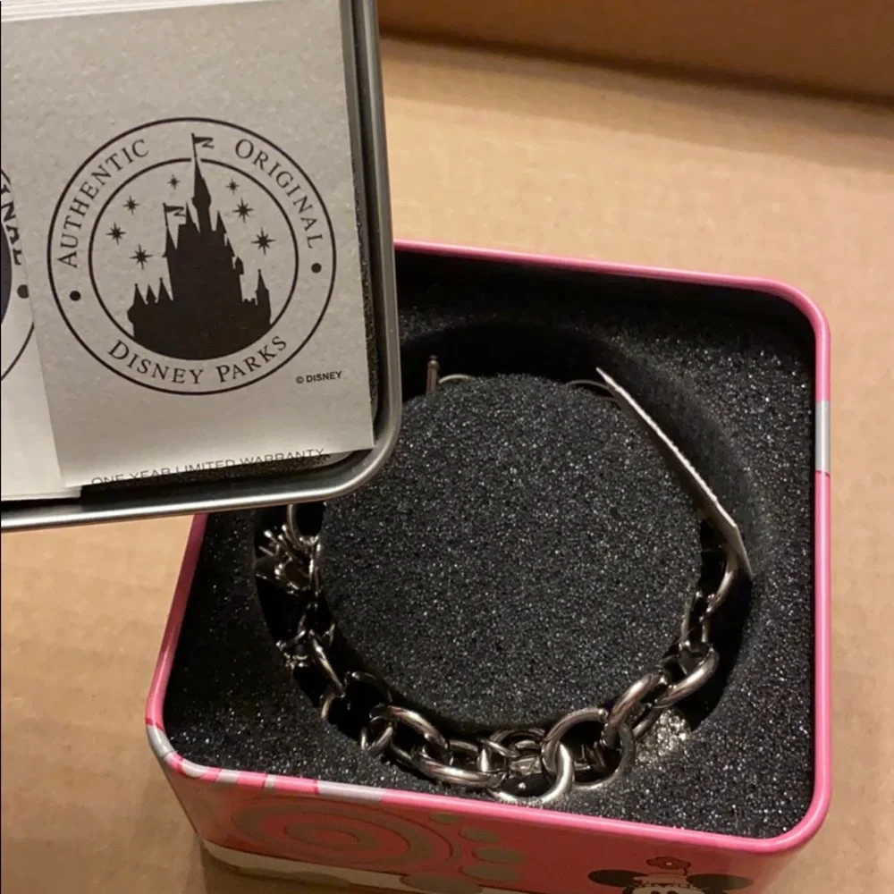 Minnie Mouse Charm Watch